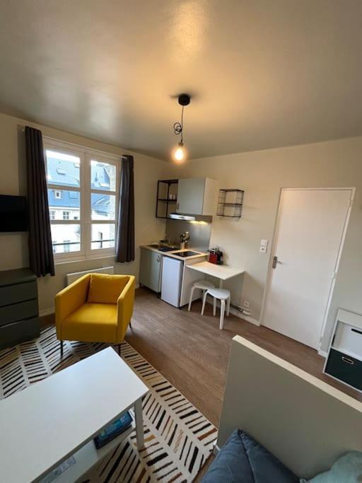 Apartment Du Theatre Caen